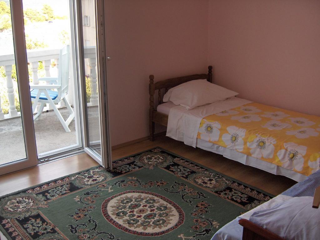 Apartment Raslina Szoba fotó