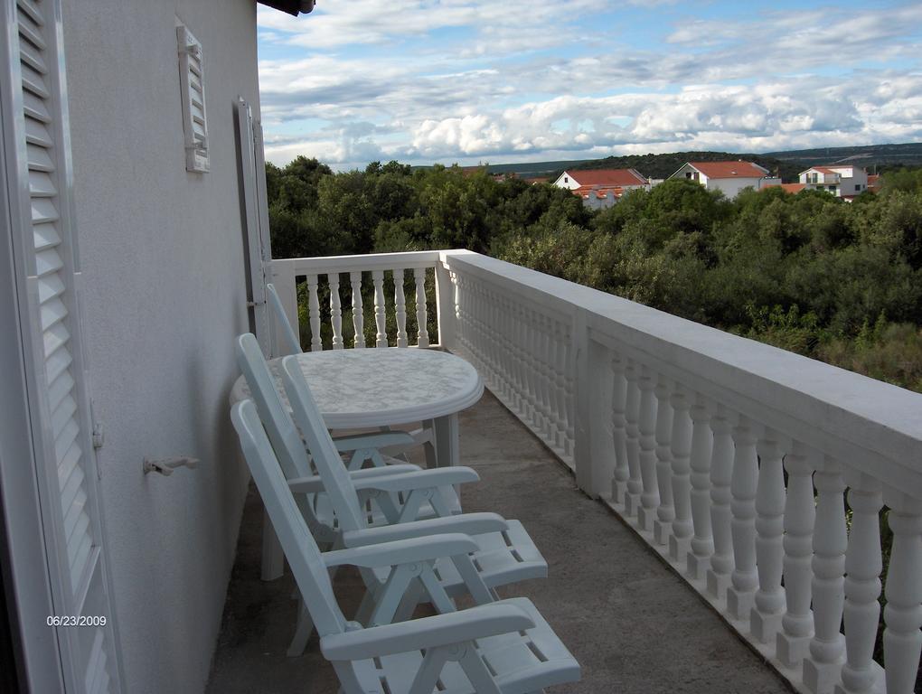 Apartment Raslina Szoba fotó
